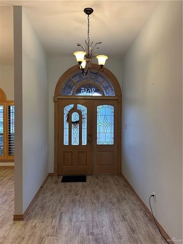 2615 Garza Street, Edinburg, TX 78539