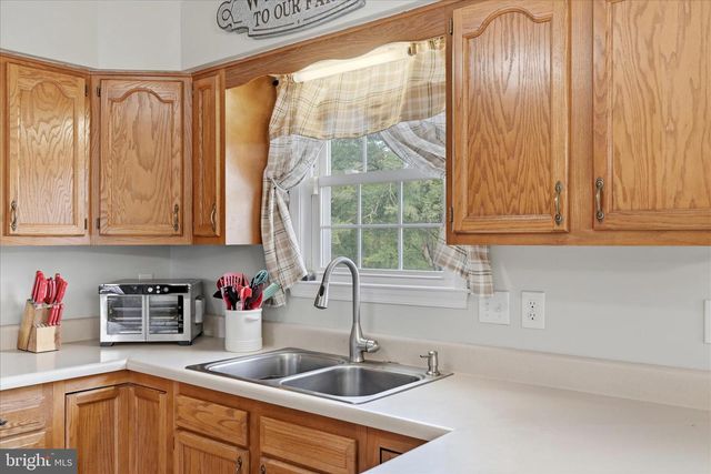 25996 OLD VALLEY PIKE, Toms Brook, VA 22660
