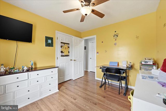 25996 OLD VALLEY PIKE, Toms Brook, VA 22660