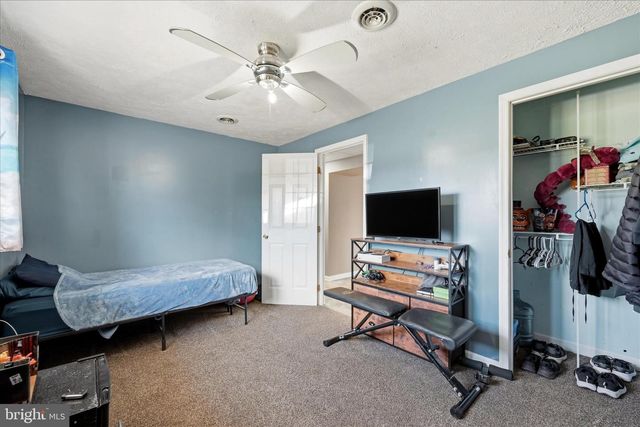 25996 OLD VALLEY PIKE, Toms Brook, VA 22660