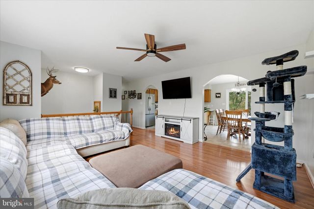 25996 OLD VALLEY PIKE, Toms Brook, VA 22660