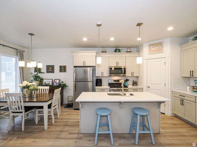 1751 N BLAZE LN, Saratoga Springs, UT 84045