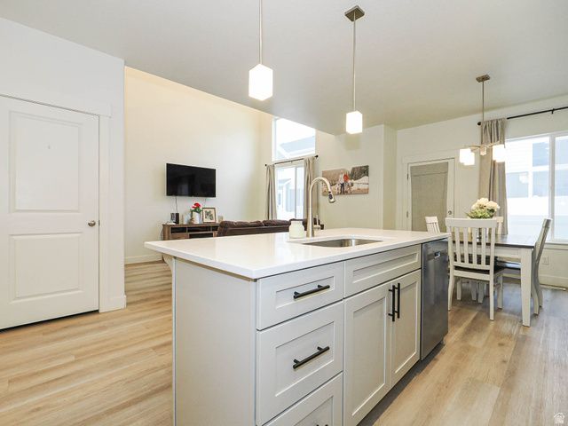 1751 N BLAZE LN, Saratoga Springs, UT 84045