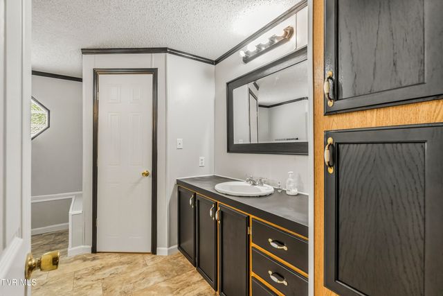 207 East Lane Street, Church Hill, TN 37642