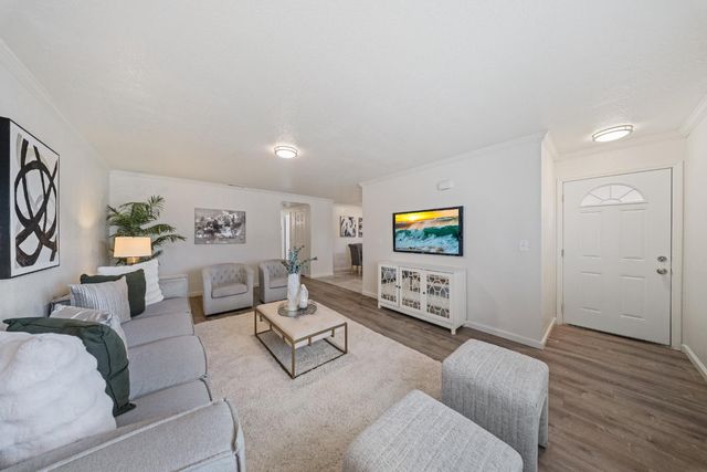 8614 Tam O Shanter Dr, Stockton, CA 95210