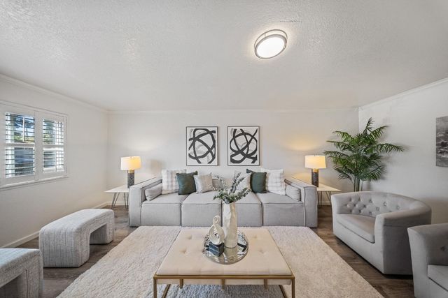 8614 Tam O Shanter Dr, Stockton, CA 95210