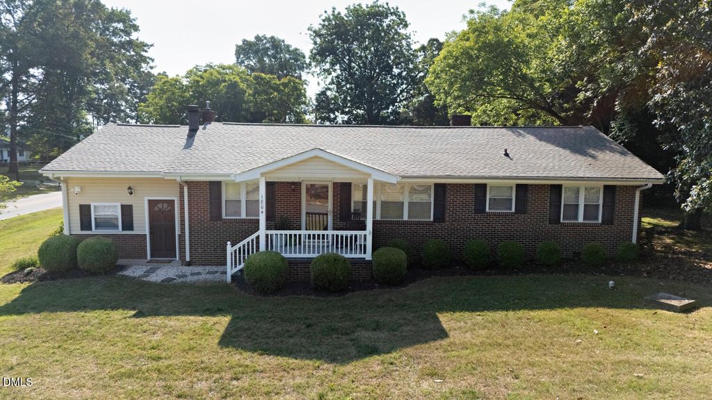 1804 Alco Street, Graham, NC 27253