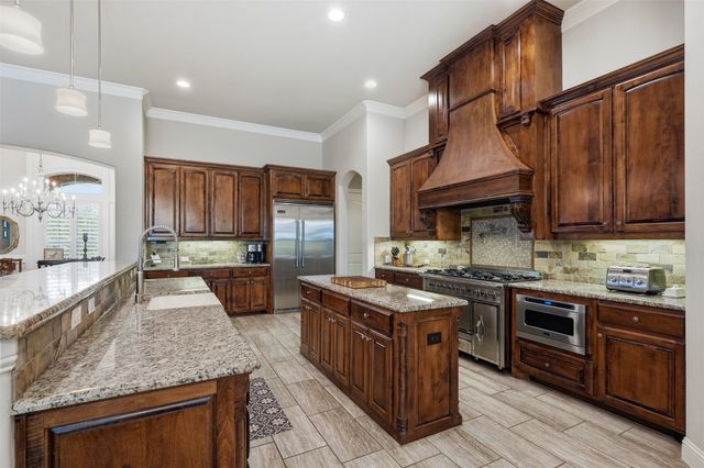 801 Timberline Court, Keller, TX 76248