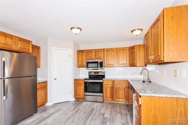 561 Prentice Drive, St Peters, MO 63376