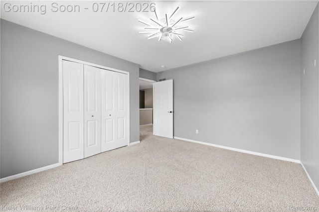 4230 Holly Lane, Oakland Charter Township, MI 48306