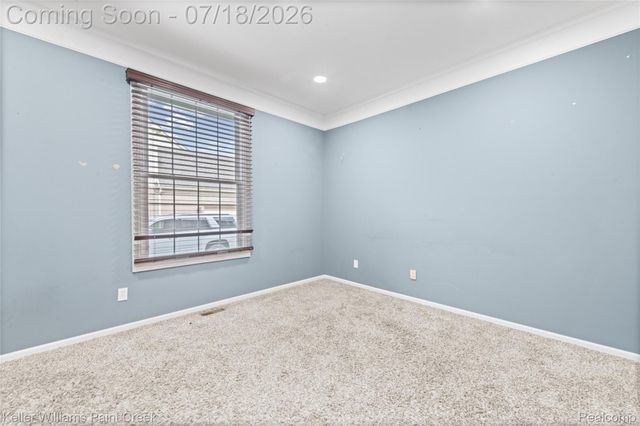 4230 Holly Lane, Oakland Charter Township, MI 48306