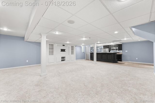4230 Holly Lane, Oakland Charter Township, MI 48306