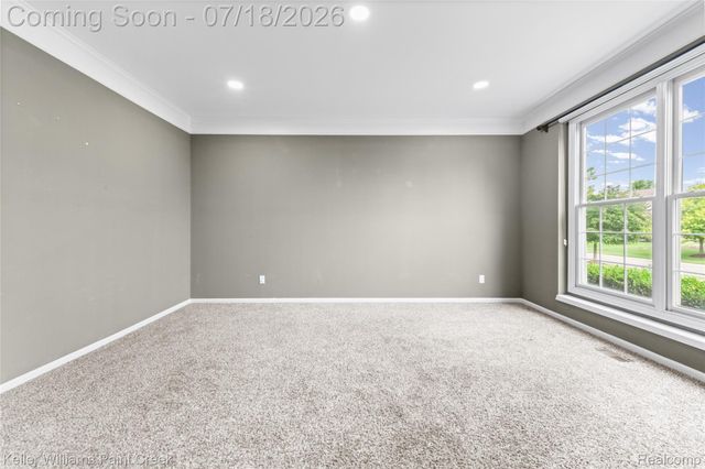 4230 Holly Lane, Oakland Charter Township, MI 48306