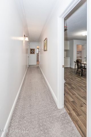 10001 Echo Glen Drive, Moss Point, MS 39562