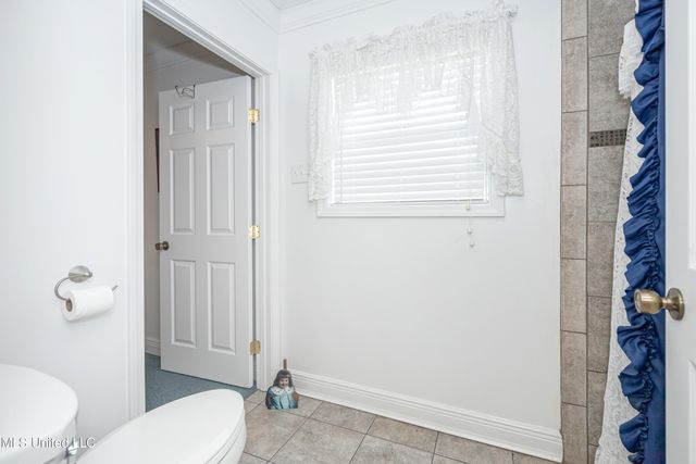 10001 Echo Glen Drive, Moss Point, MS 39562