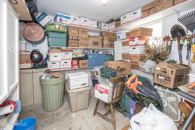 10001 Echo Glen Drive, Moss Point, MS 39562
