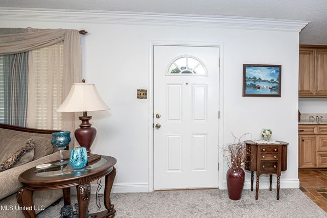 10001 Echo Glen Drive, Moss Point, MS 39562
