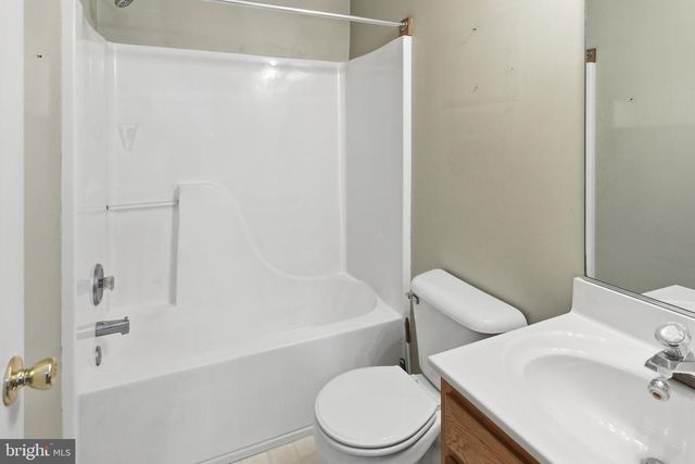 148 VINCA LN, Falling Waters, WV 25419