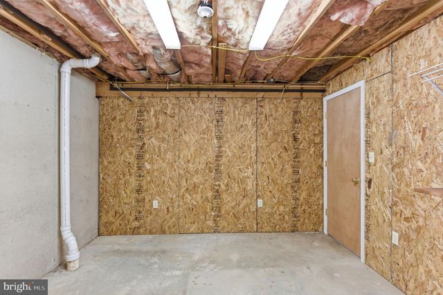 148 VINCA LN, Falling Waters, WV 25419