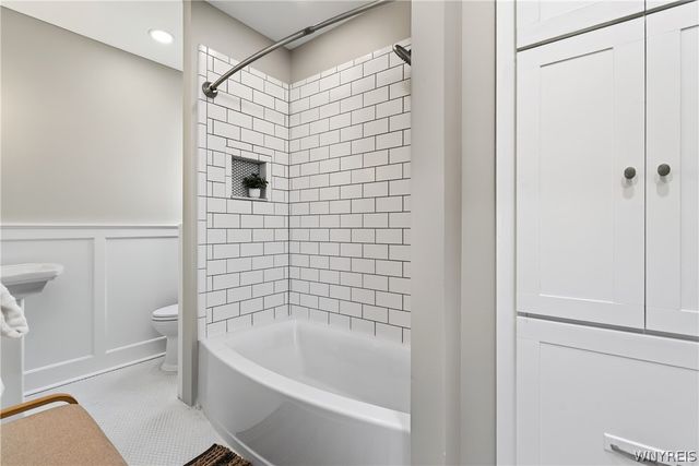 226 14th Street, Buffalo, NY 14213