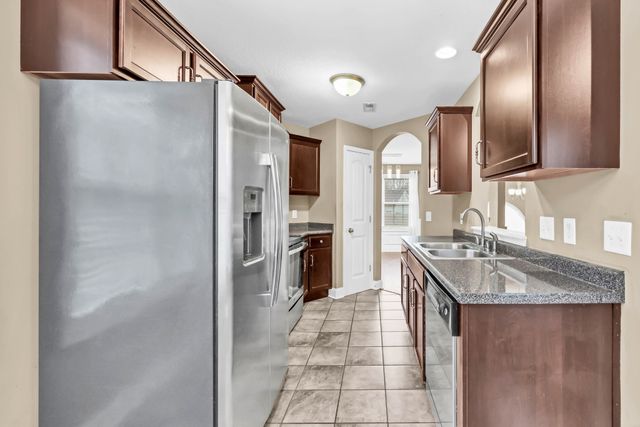 1245 Meachem Dr, Clarksville, TN 37042