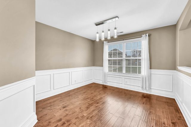 1245 Meachem Dr, Clarksville, TN 37042