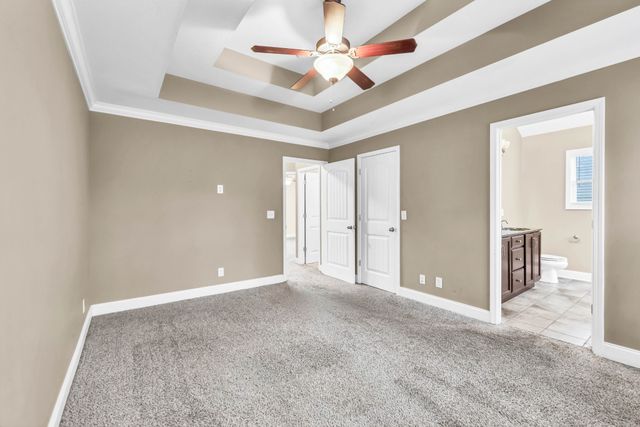 1245 Meachem Dr, Clarksville, TN 37042