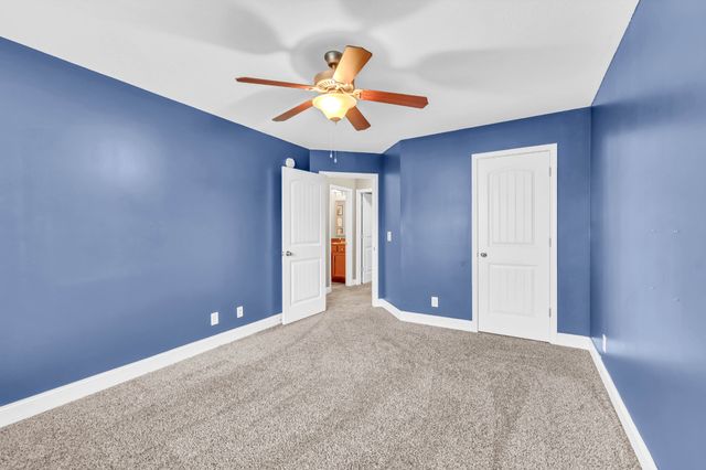 1245 Meachem Dr, Clarksville, TN 37042