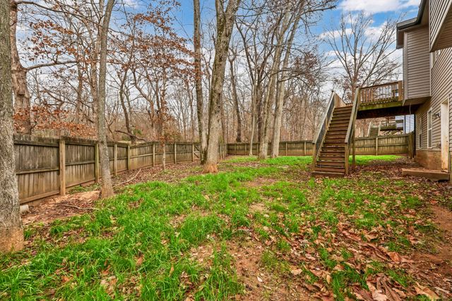 1245 Meachem Dr, Clarksville, TN 37042