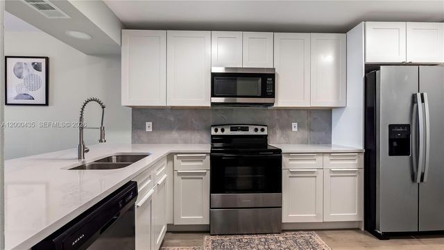 6231 Coral Lake Drive 307, Margate, FL 33063