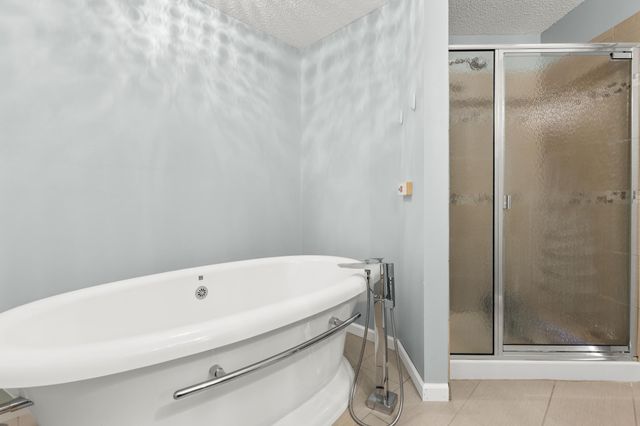 21570 Nightingale Street NW, Oak Grove, MN 55011