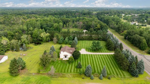 21570 Nightingale Street NW, Oak Grove, MN 55011