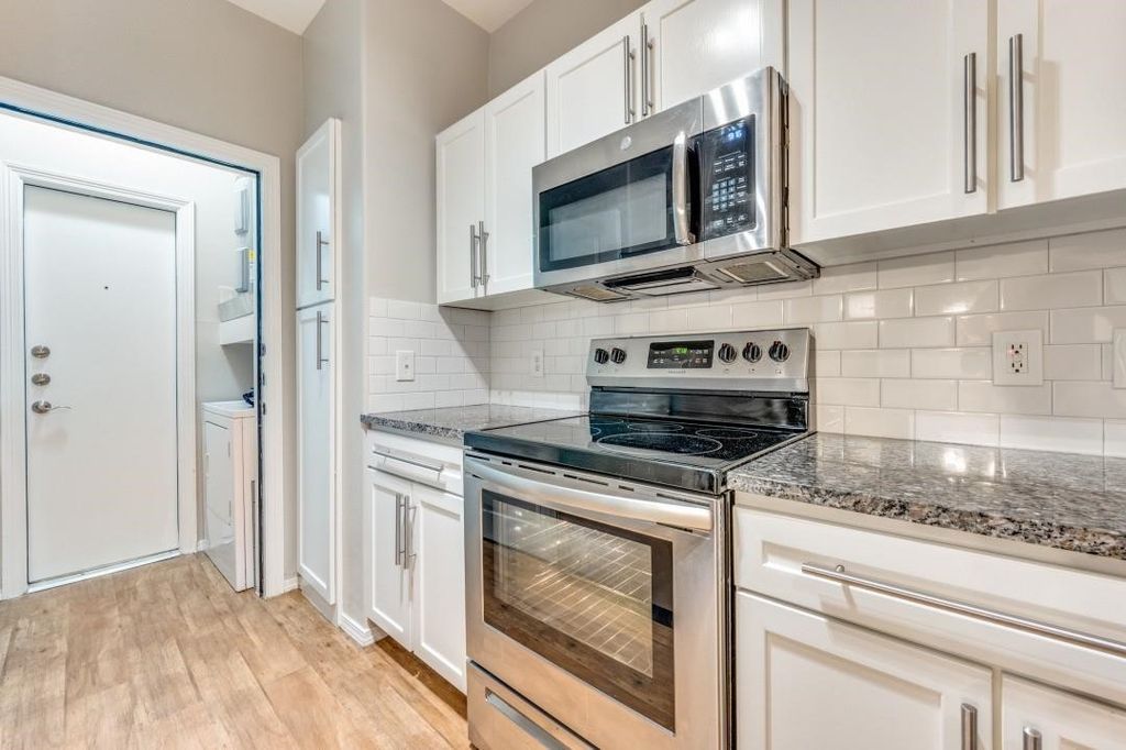 330 Las Colinas Boulevard E 140, Irving, TX 75039