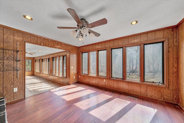 380 Countrywood LN, Rocky Mount, VA 24151