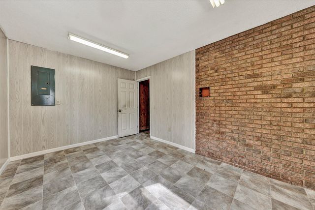 380 Countrywood LN, Rocky Mount, VA 24151