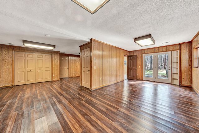 380 Countrywood LN, Rocky Mount, VA 24151