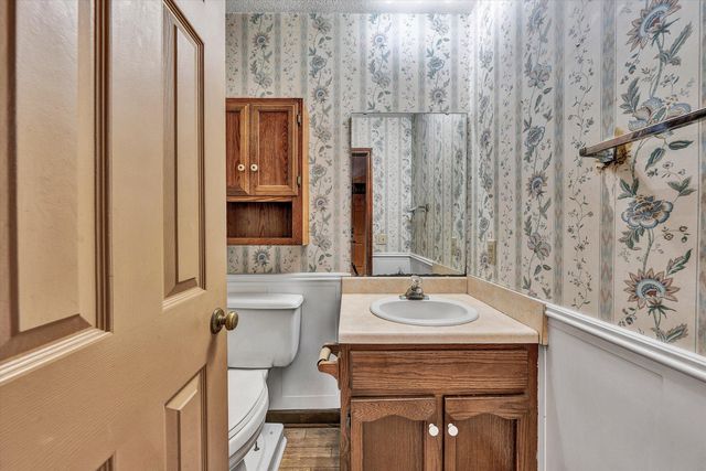 380 Countrywood LN, Rocky Mount, VA 24151