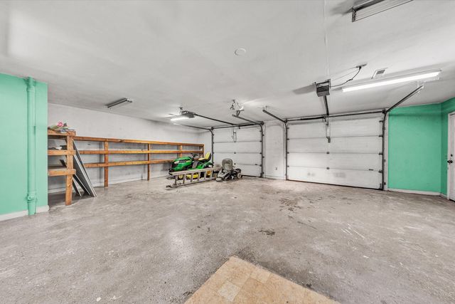 380 Countrywood LN, Rocky Mount, VA 24151