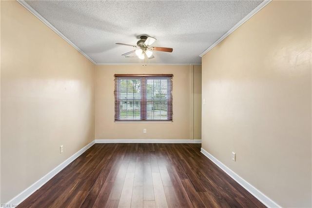 415 Lanyard RD, Newport News, VA 23602