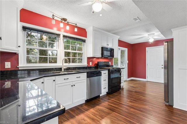 415 Lanyard RD, Newport News, VA 23602