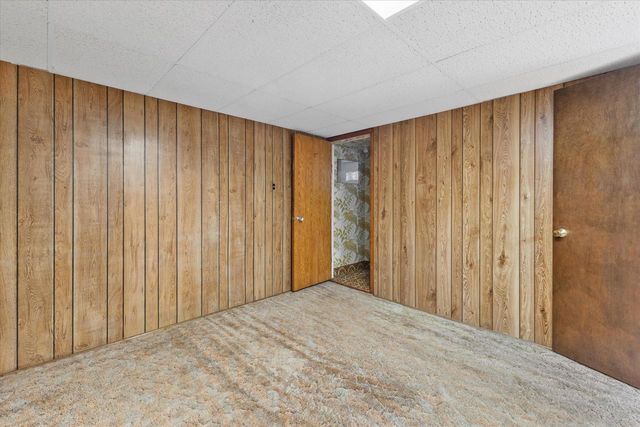 8420 22nd AVENUE, Kenosha, WI 53143