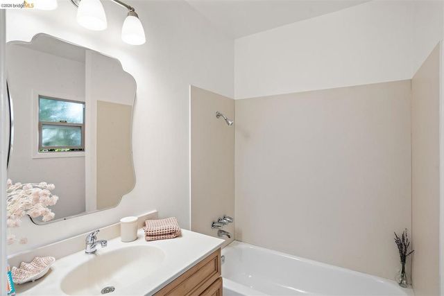 7307 Hotchkiss Ave, El Cerrito, CA 94530