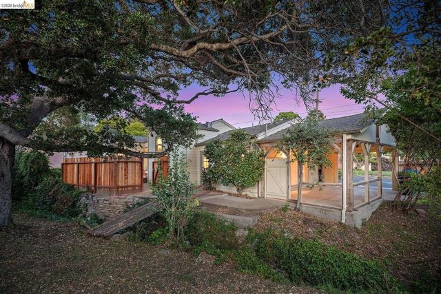 7307 Hotchkiss Ave, El Cerrito, CA 94530