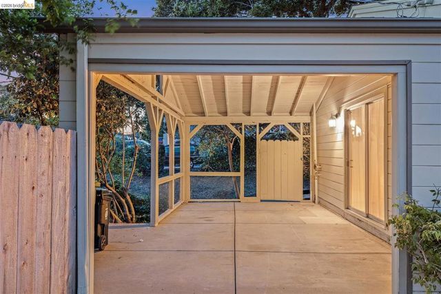 7307 Hotchkiss Ave, El Cerrito, CA 94530