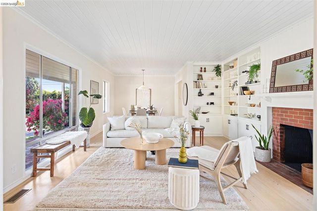 7307 Hotchkiss Ave, El Cerrito, CA 94530