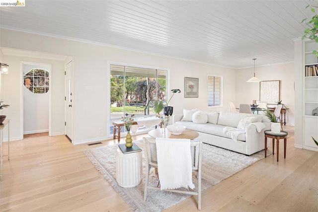 7307 Hotchkiss Ave, El Cerrito, CA 94530