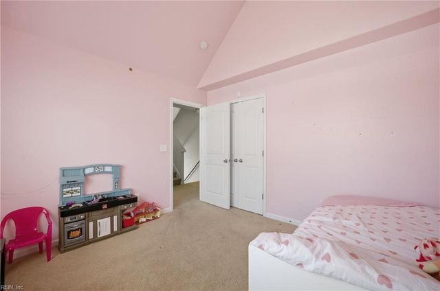 5521 Sadie LN, Virginia Beach, VA 23462