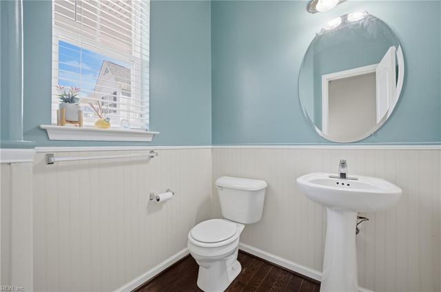 5521 Sadie LN, Virginia Beach, VA 23462