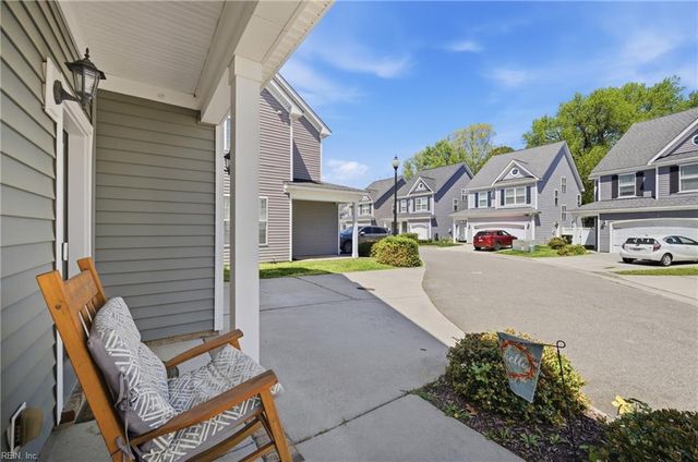 5521 Sadie LN, Virginia Beach, VA 23462