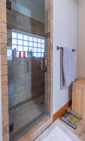 4728 Coopers Hawk Road, Klamath Falls, OR 97601